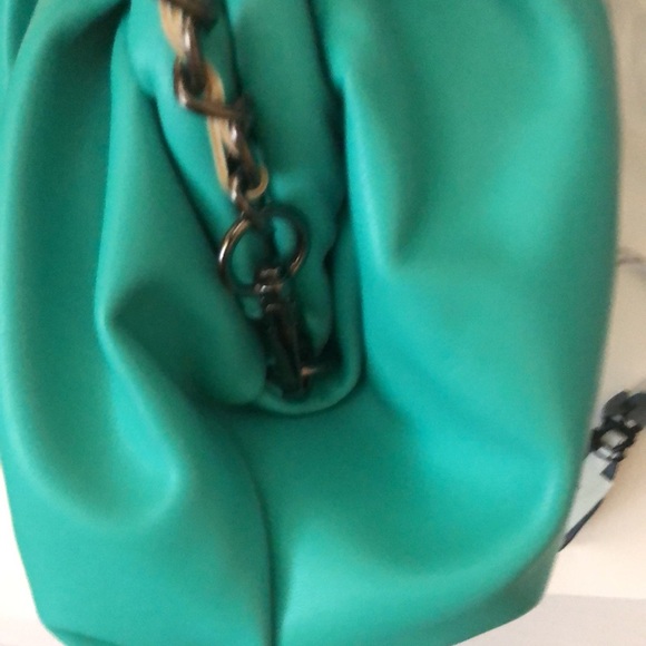 Badgley Mischka Wrapped Frame crossbody Vegan New! - Picture 4 of 16